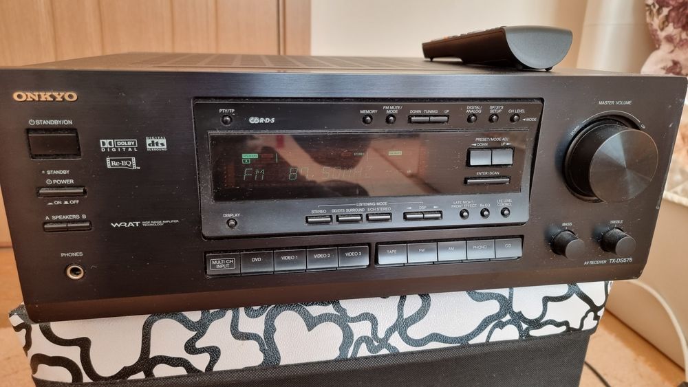 Receiver ONKYO TX-DS575