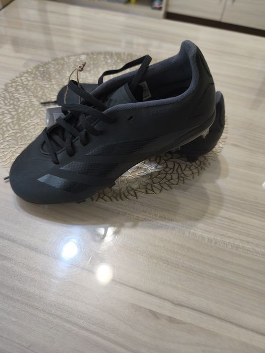 Adidas Predator Club детски  бутонки номер 35.5