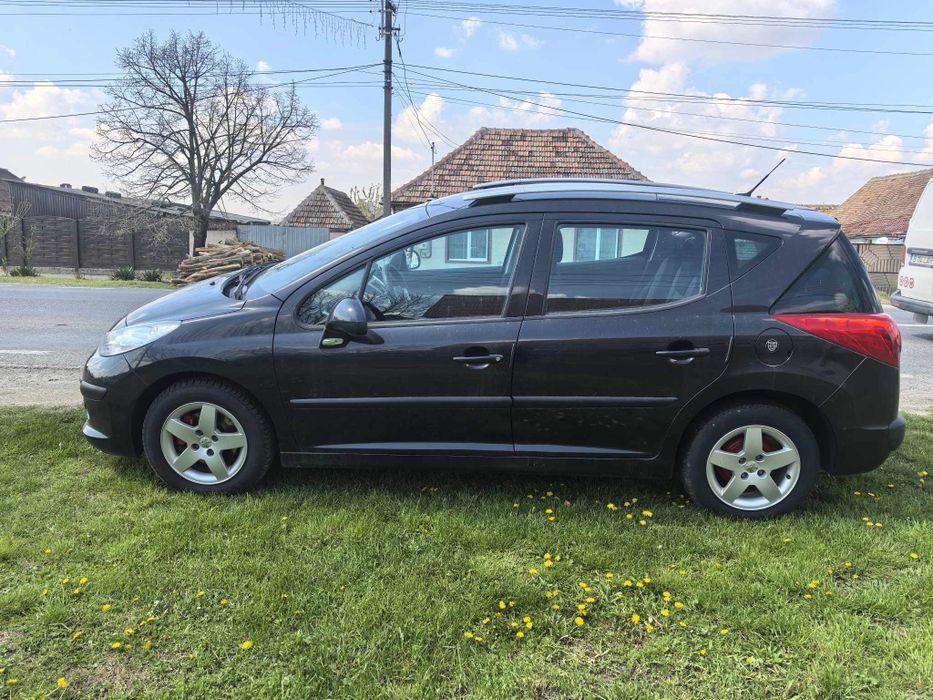 Peugeot 207 sw 14 benzina 2009