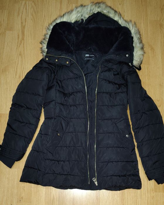 Geaca de iarna Zara cu blăniță pentru fete
