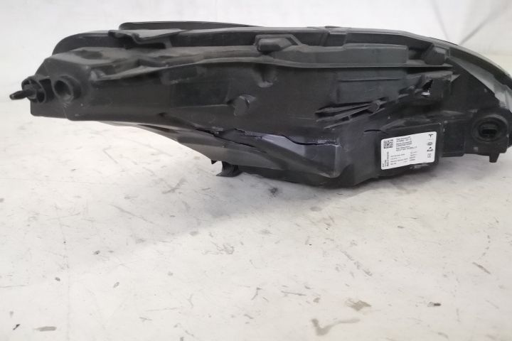 Ляв фар Оригинален Led Авариран Тесла / Tesla Model 3 [Оригинален LED