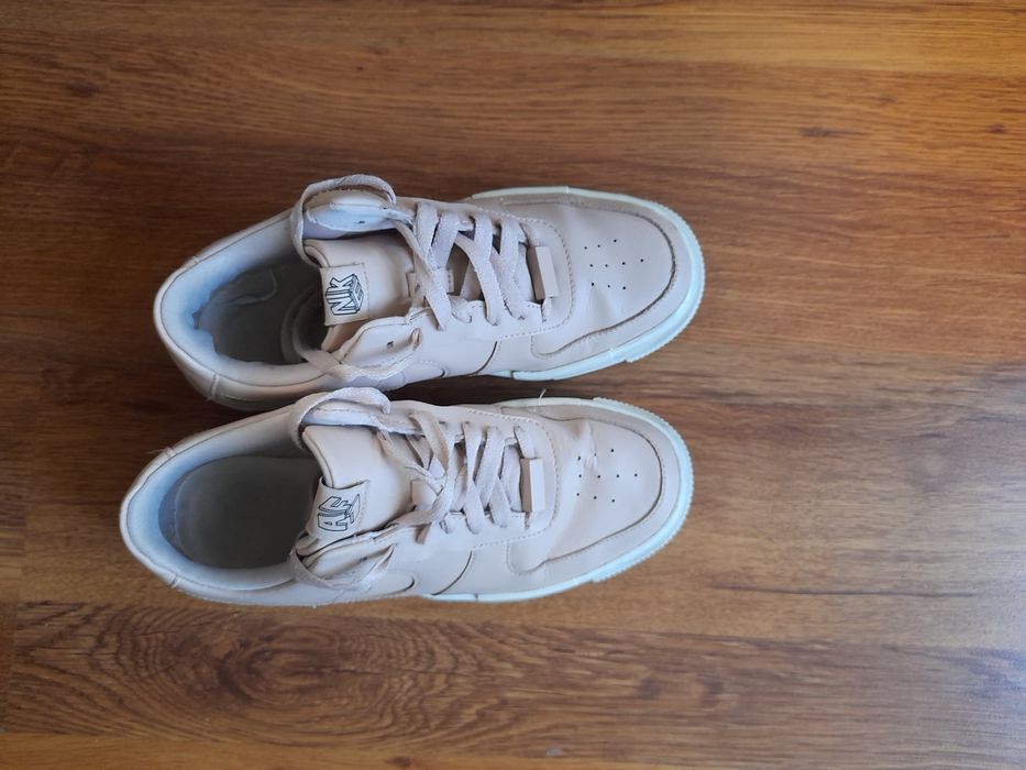 Nike Air force 1 кецове 39 номер.