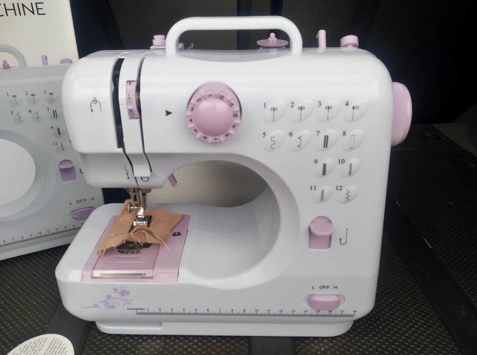 Домашна Шевна машина First Austria 12 програмuи нова