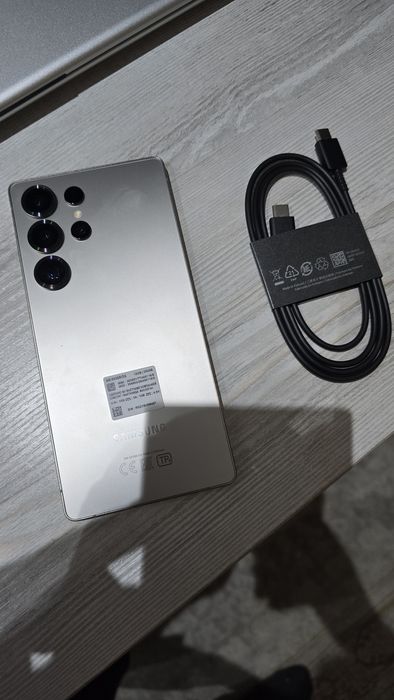 Новый Мощный Смартфон Samsung S25 Ultra 256GB 12GB Год Гарантии
