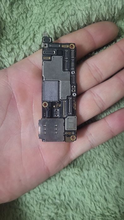 Iphone 15 pro  плата