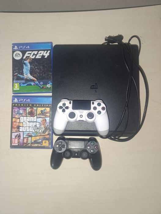 Playstation 4 slim