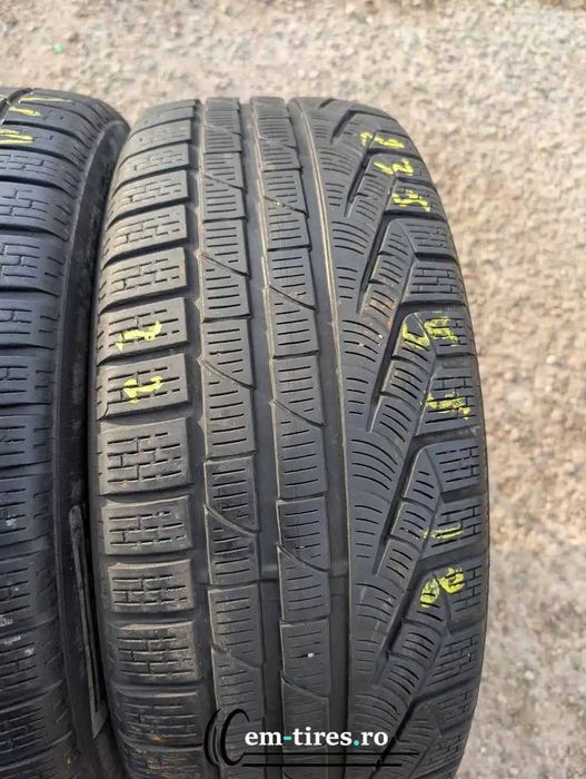 SET 2 Anvelope Iarna 235/55 R18 PIRELLI Sottozero Winter 210 serie 2 1