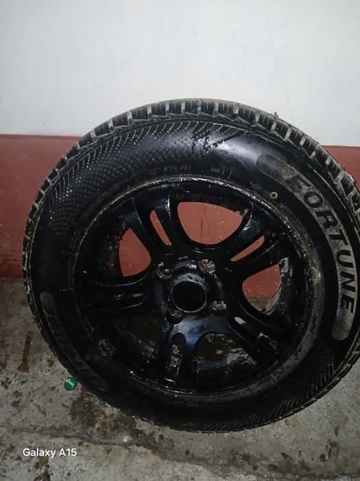 Cauciucuri cu jante r13