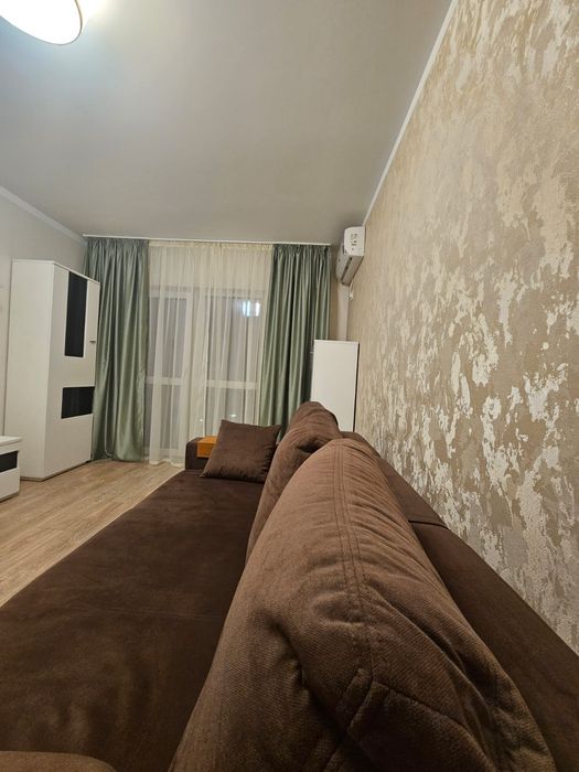 Inchiriez apartament 2 camere Complex Evergreen Tatarasi