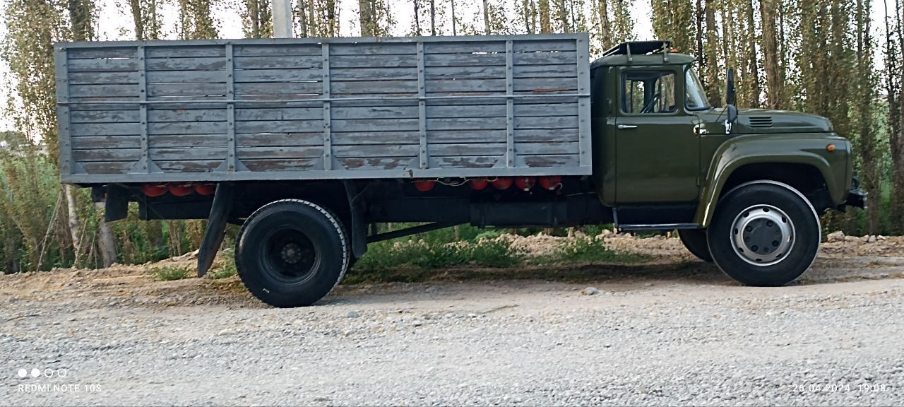 Zil 130 dlenamer