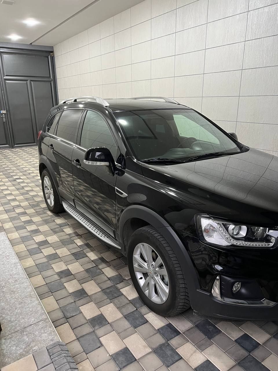 Chevrolet Captiva 2.4 4WD AT LT 7 seats