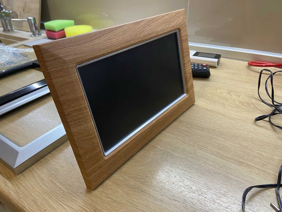 Дигитална фоторамка - LOGIK 8.5"