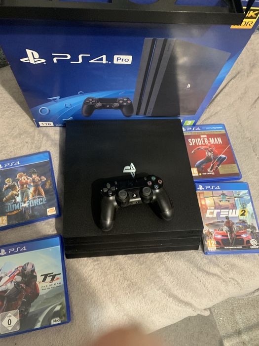 PlayStation 4  pro ps 4 pro 1TB memorie