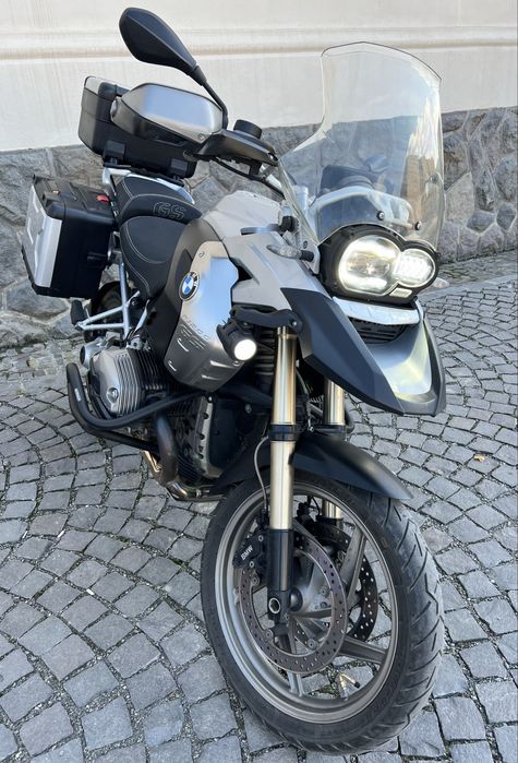BMW R 1200 GS ( 62.000 Km cu carte service si cu raport CarVertical)