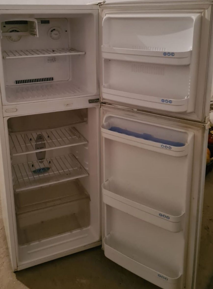 Холодильник бу в отличном состоянии no frost (без льда) без льда