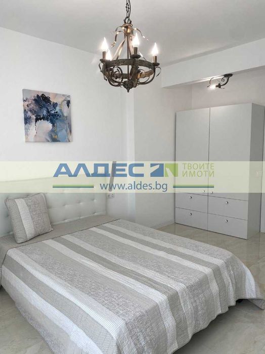 Продава се Двустаен апартамент в София, Докторски паметник - 58 кв.м за 5604 €/кв.м - Снимка #11