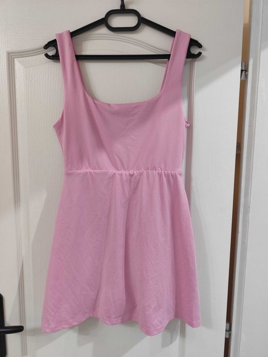 Рокля с къси панталонки