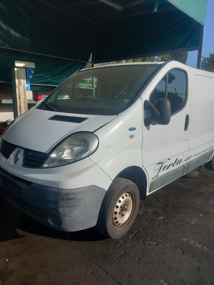 Renault Trafic 2.0 16V 2010 НА ЧАСТИ!!!