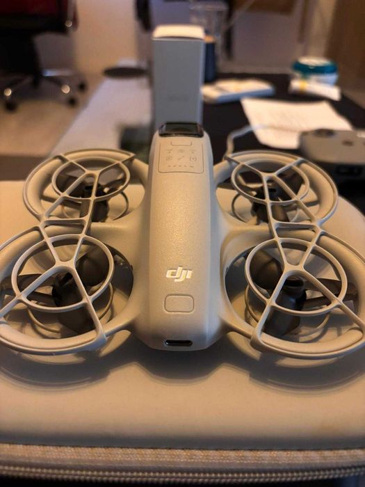 DJI NEO Fly More Combo + Geanta