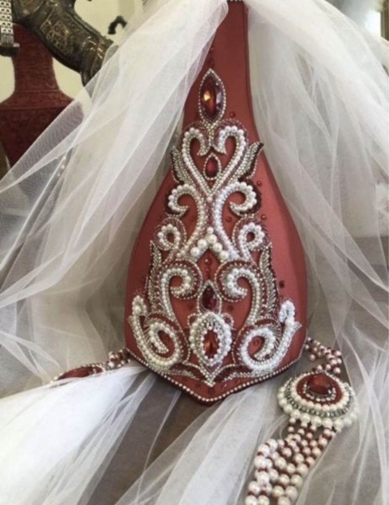 Свадебное платье в казахском национальном стиле