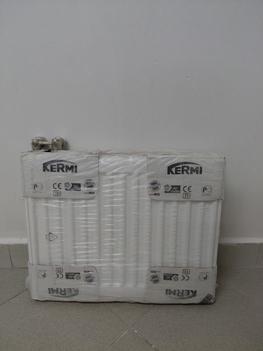 Радиаторы отопления состояние новые с паспортами