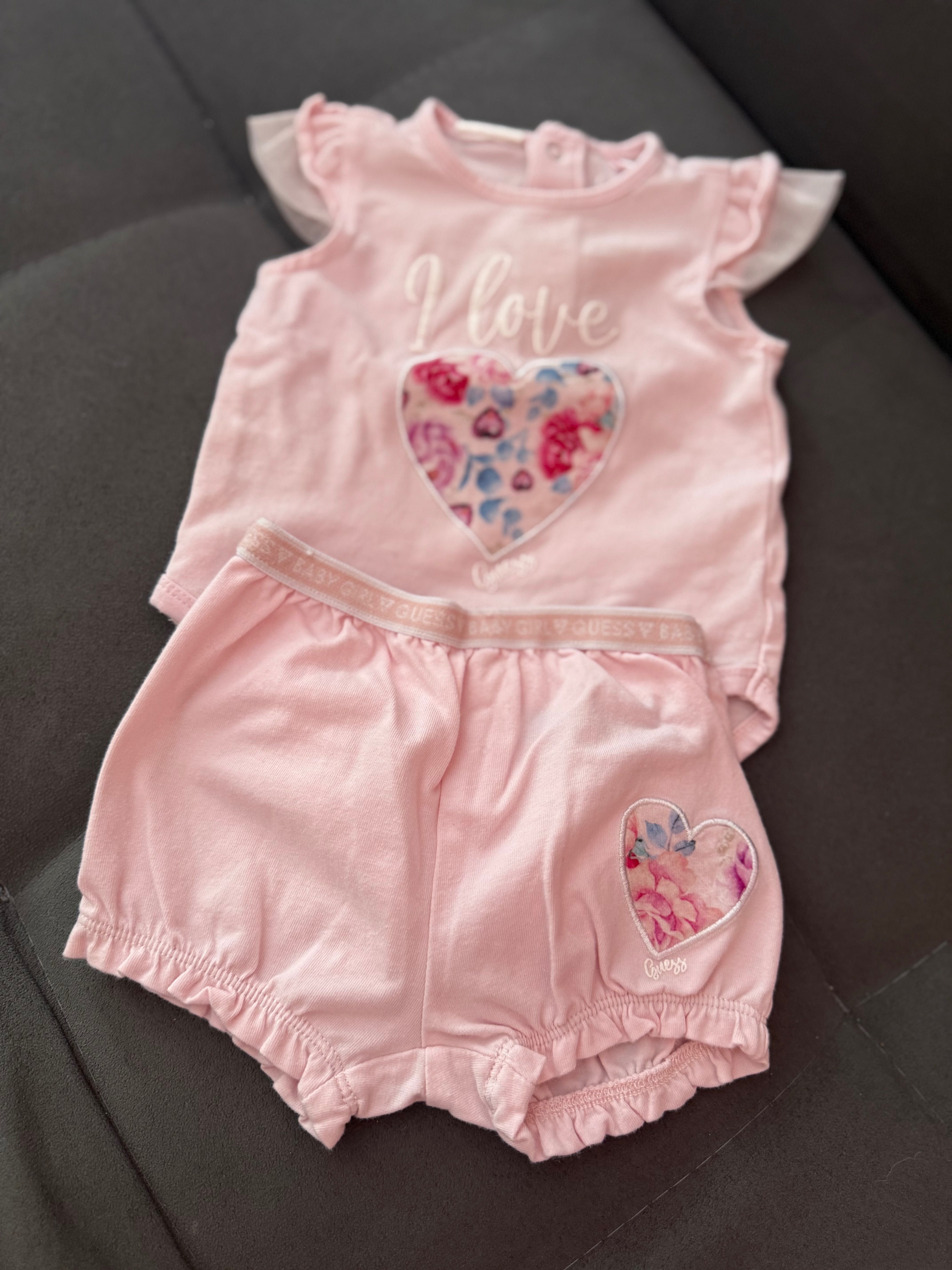 Бебешки Екипчета Guess