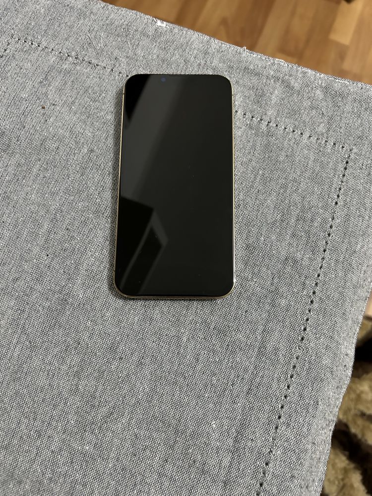 Vand iPhone 13 Pro