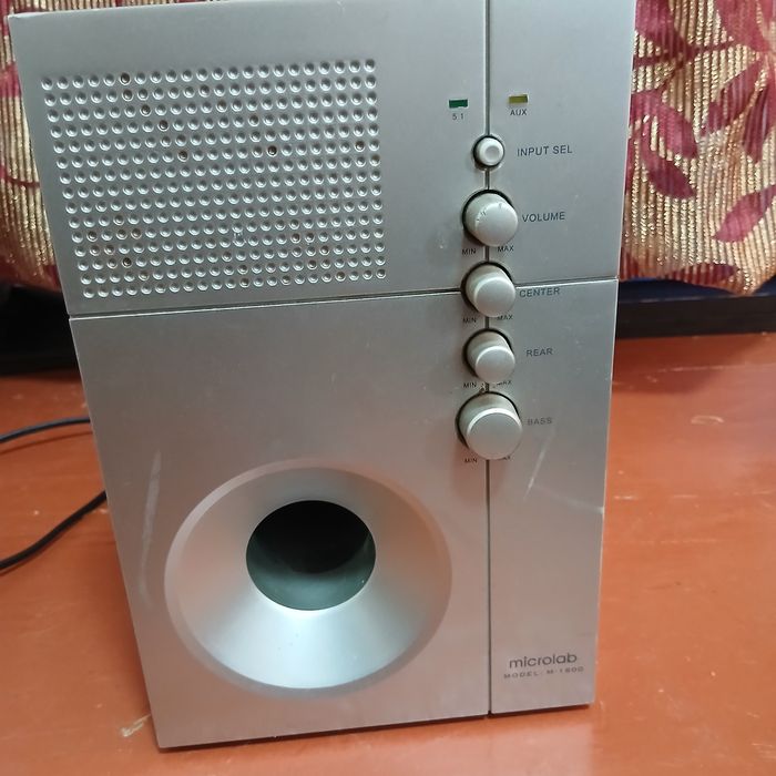 Продам буфер и колонки  микролаб компьютерный и для смартфона