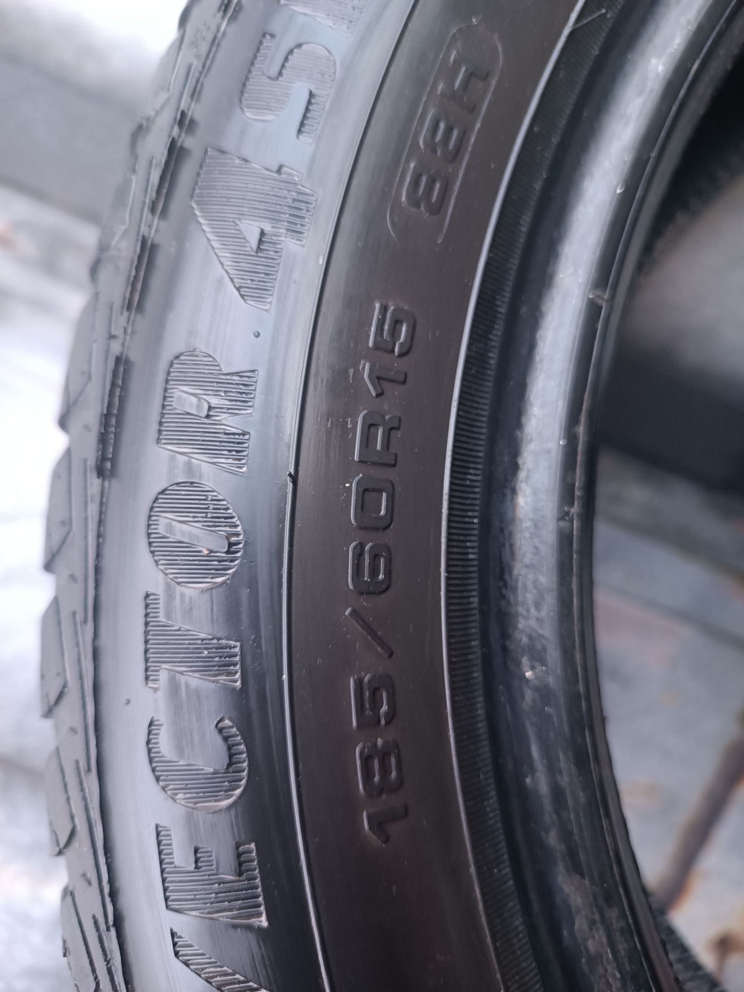 185/60/15 Goodyear