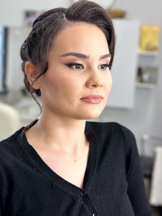Make-up Artist -Machiaj și Coafat Profesional  București