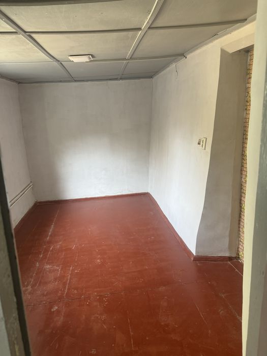 3 xonali xovli ijaraga beriladi