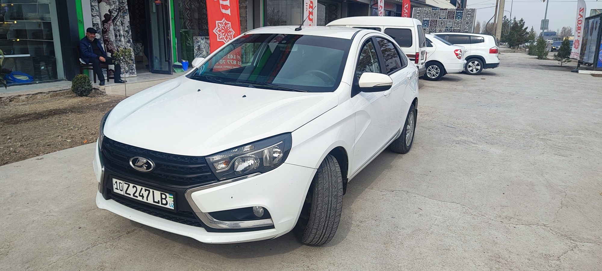 Продам Лада Веста 1.8.