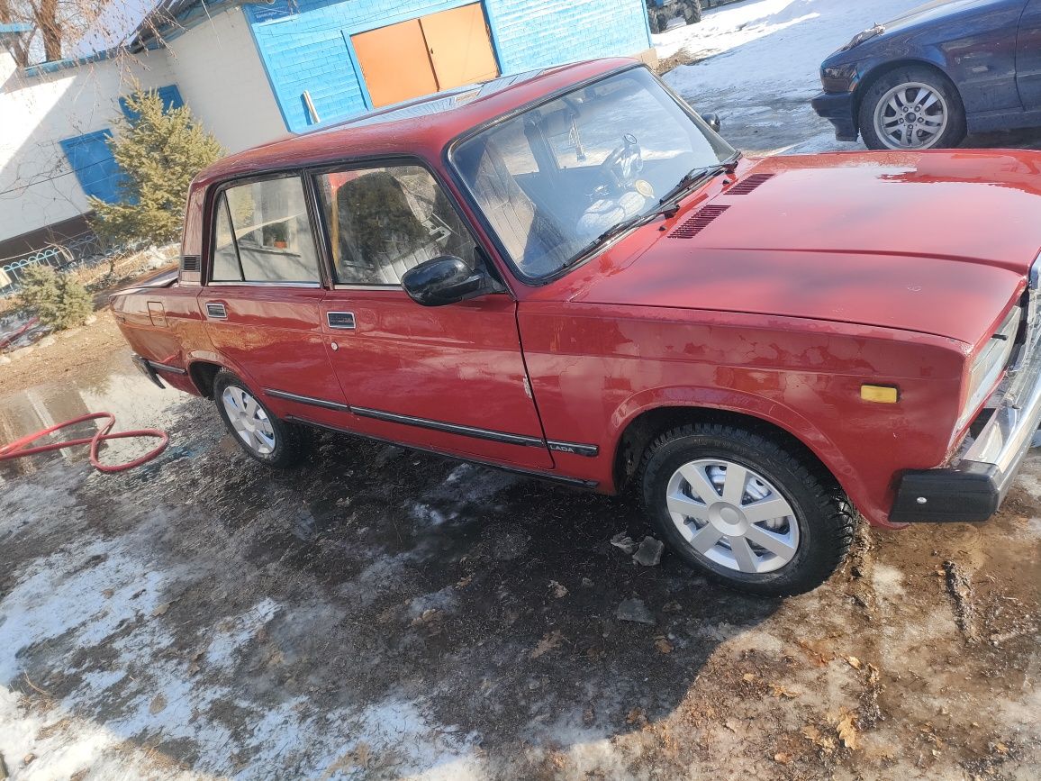 Продам Жигули 2107