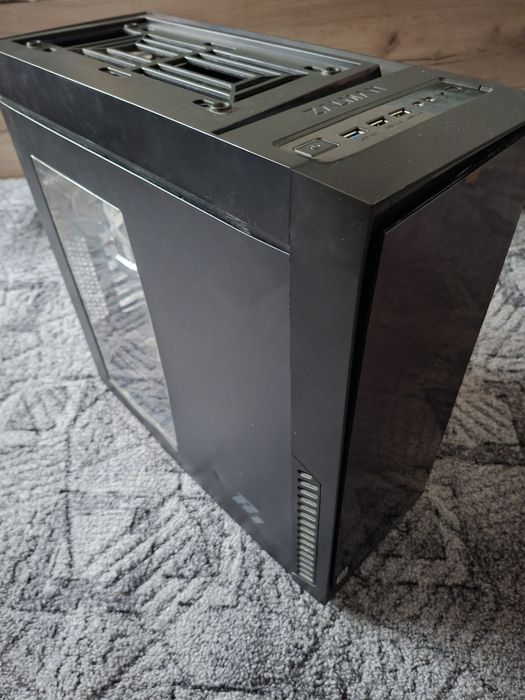 Vând pc i7-4790k