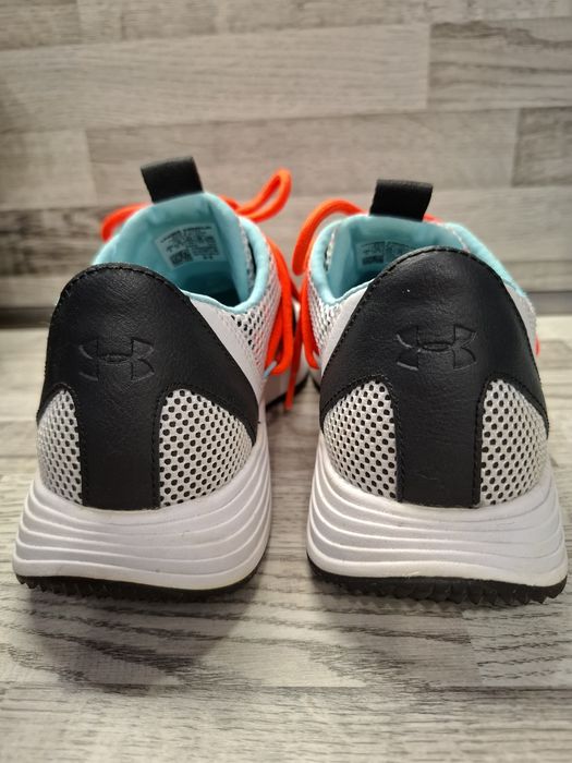 Дамски маратонки Under Armour