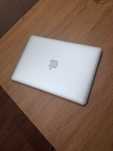 MacBook Air Intel 13,3 инча перфектен