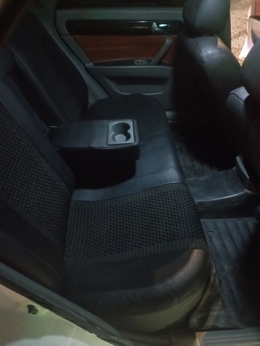 Lasetti 2012 sotiladi srochni