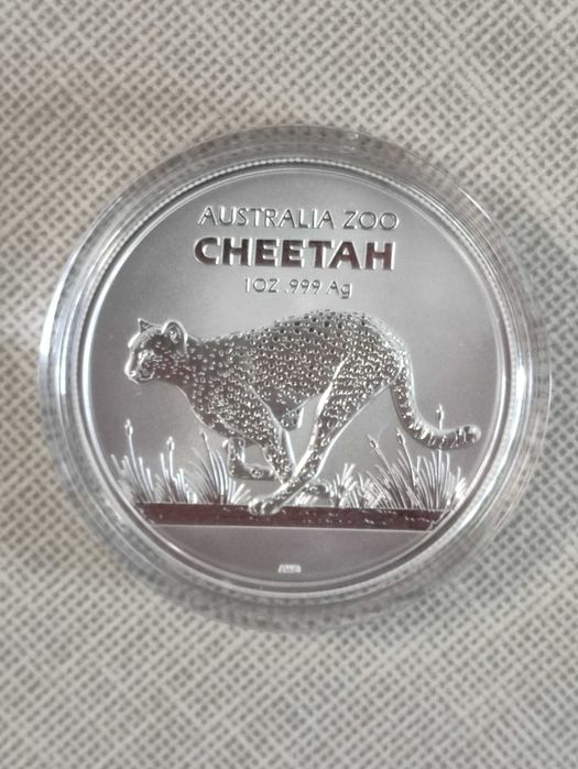 Сребърни монети от 1 тройунция 999 чисто сребро