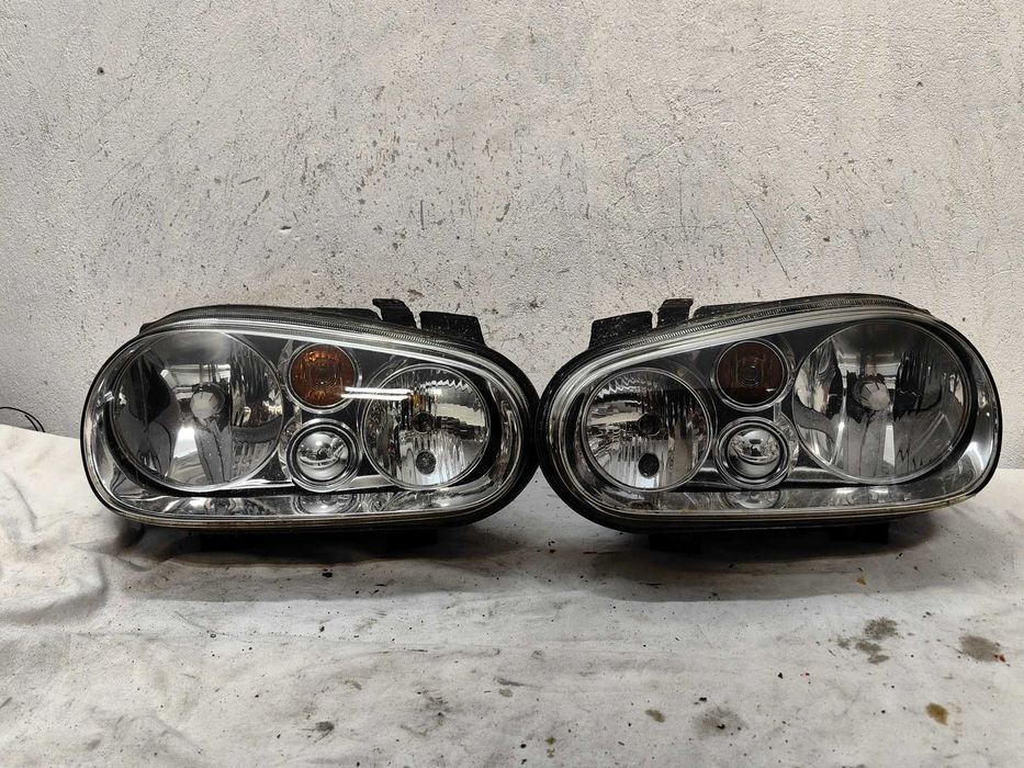оригинални фарове Vw Golf 4