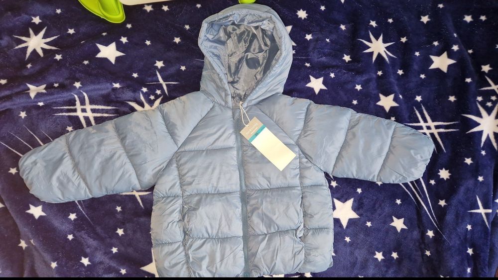 Vand geaca 
35 lei