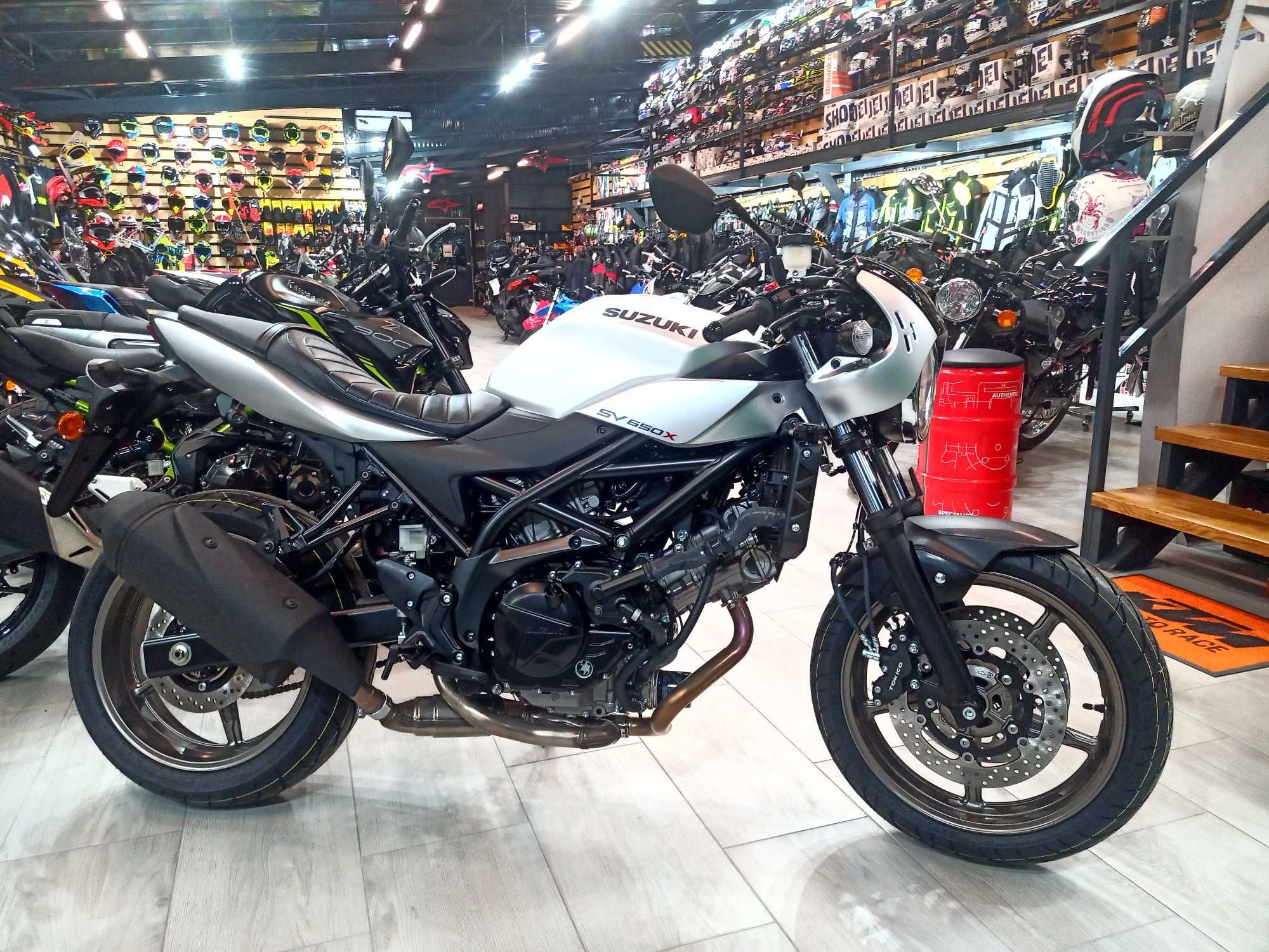 Suzuki SV 650X nou 0km-pret PROMO prin EST BIKE Campina