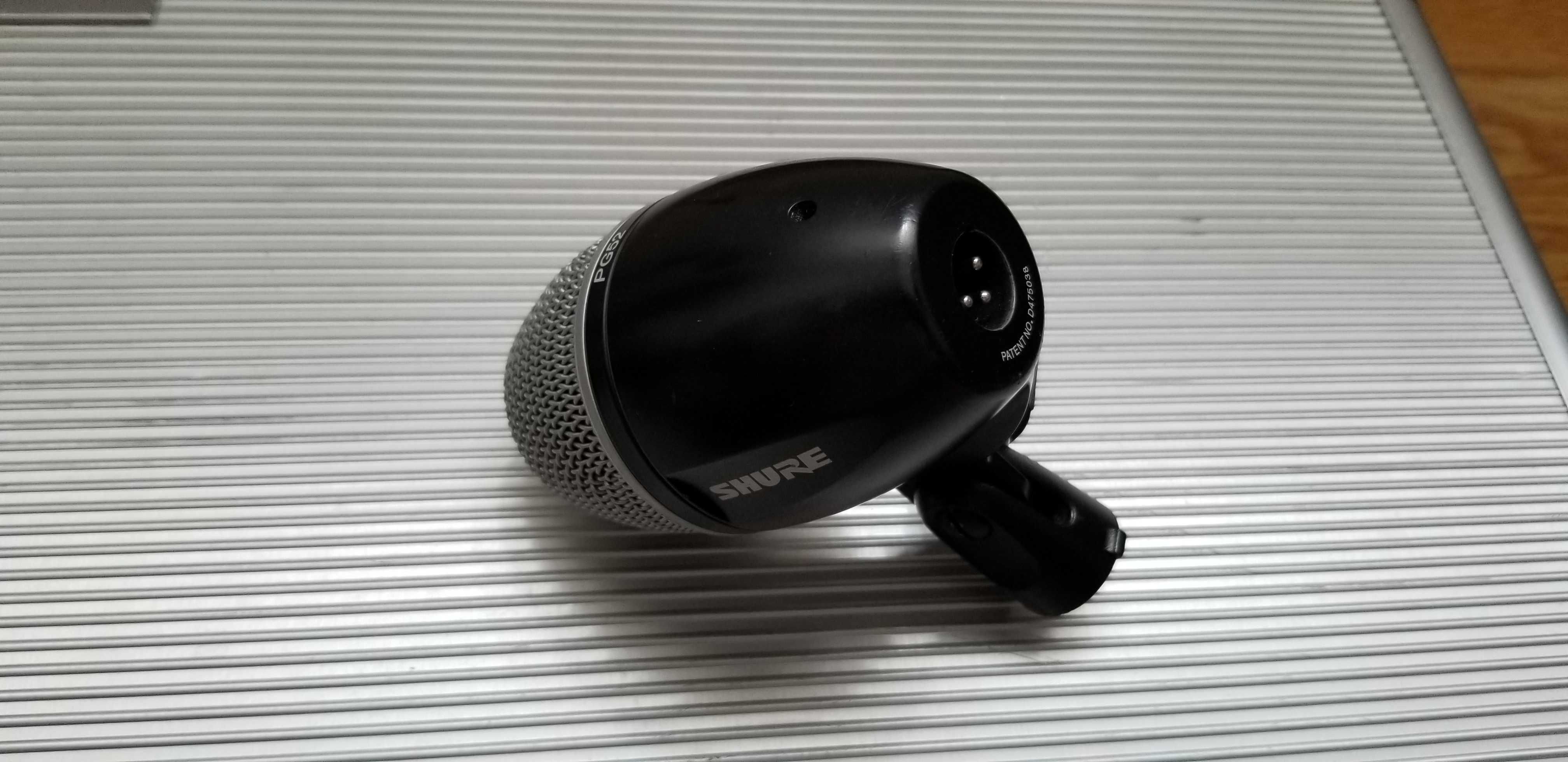 SCHIMB Microfon Shure PGA52