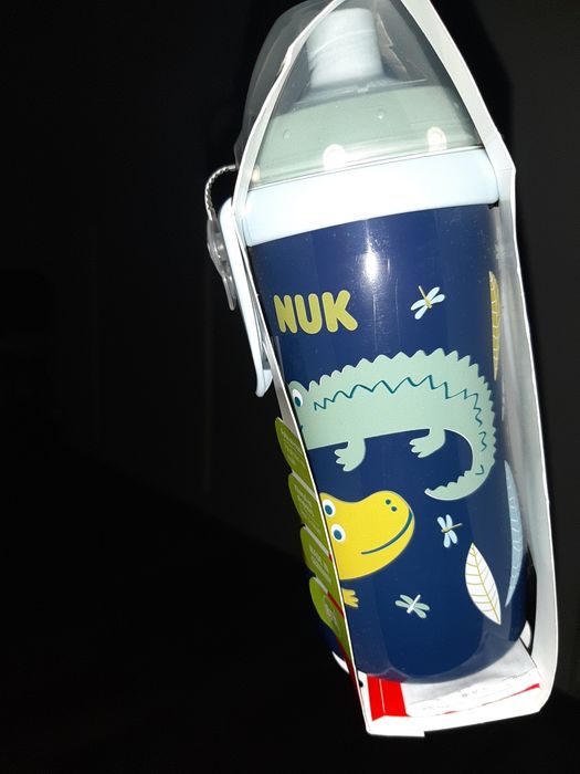 Nuk flexi  cup 18m+