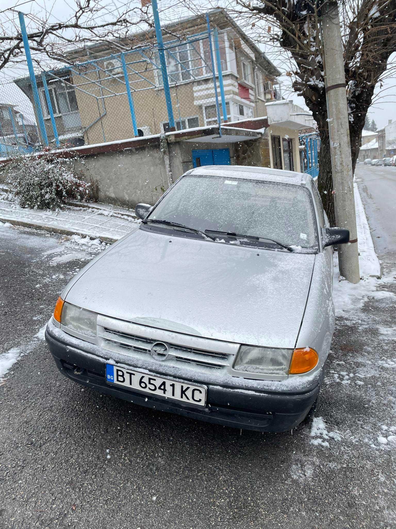Opel Astra 1.6 бензин / газ / на части