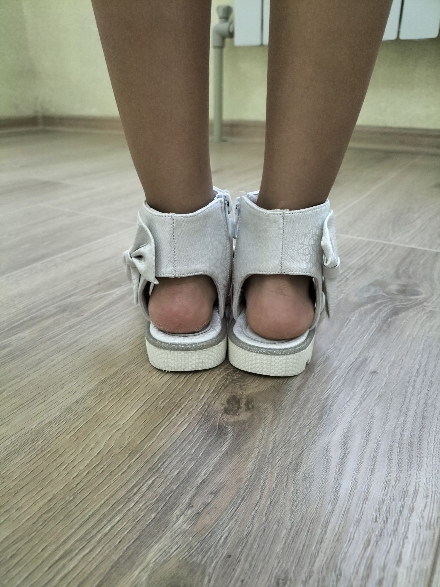Детские туфли летние
