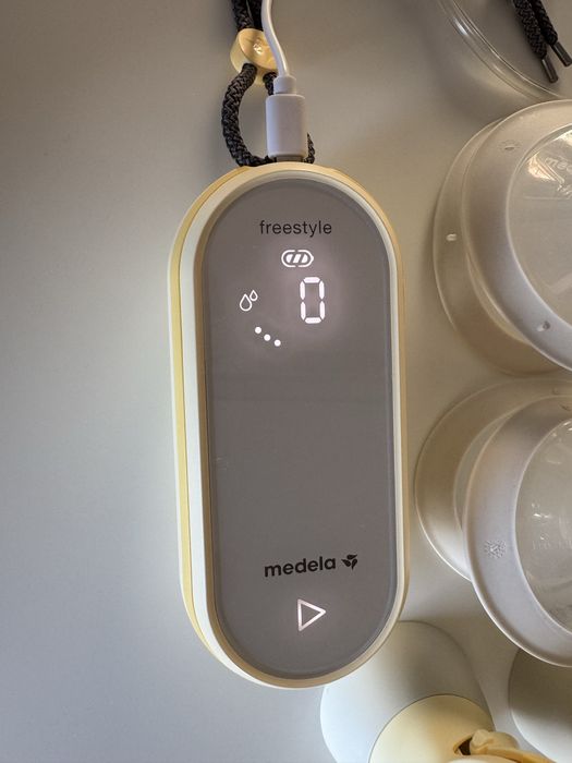 Pompa san Medela freestyle duala plus bustiera marimea L