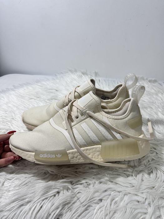 Adidas NMD R1 Parley – crem, mărimea 40