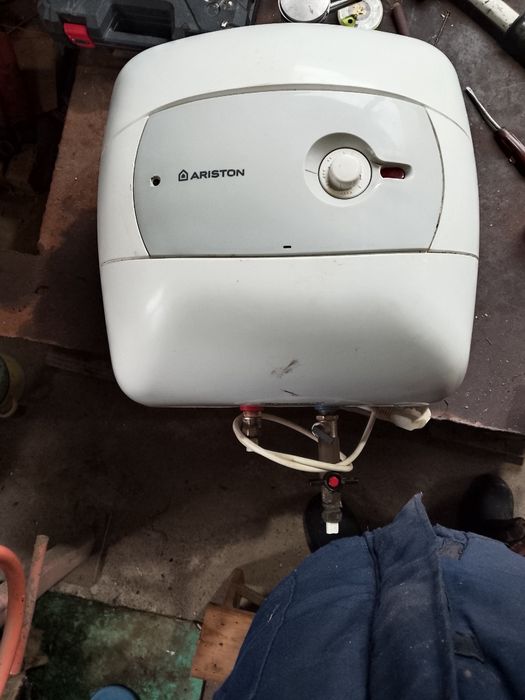 Продам эл боллер