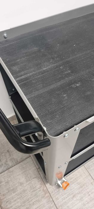 Carucior scule, echipat cu 3 polite utile 4 roti, sarcina 200 kg