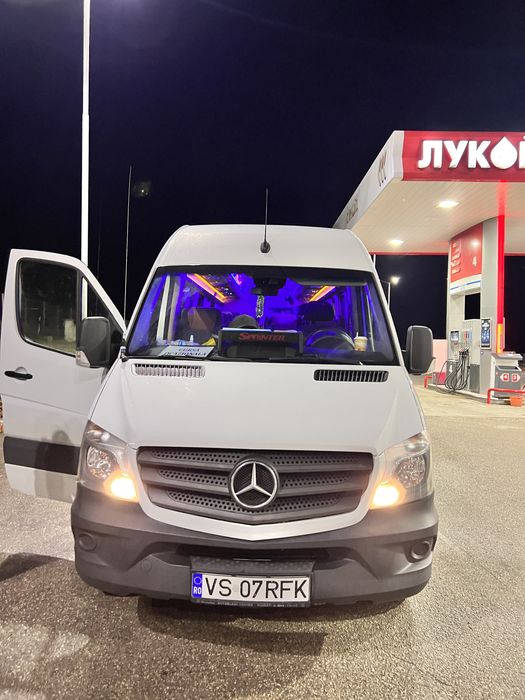 Transport persoane microbuz curse ocazionale (excursii, nunti, evenime